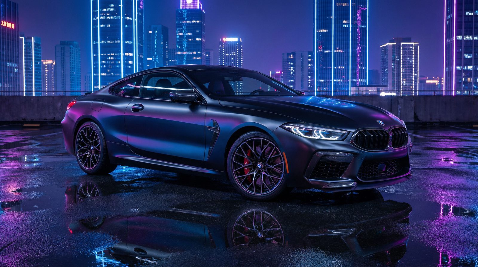 三年二班宝马M8夜景视频